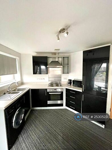 1 Bedroom Flat To Rent In Ivy Graham Close, Manchester, M40