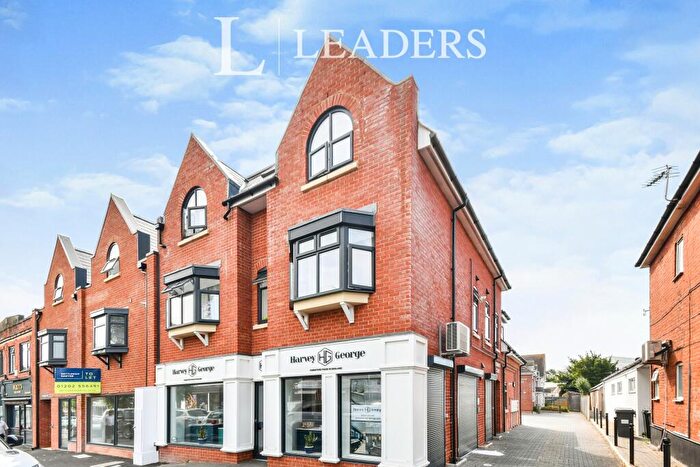 2 Bedroom Flat To Rent In Alexander Court, Christchurch Road, BH7