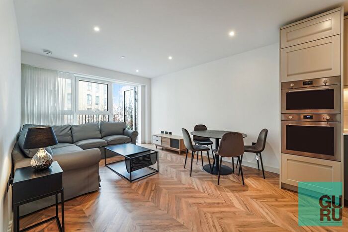 2 Bedroom Flat To Rent In Wheatfield Way, London, KT1