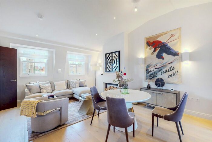 2 Bedroom Flat To Rent In Old Church Street, Chelsea, London, SW3