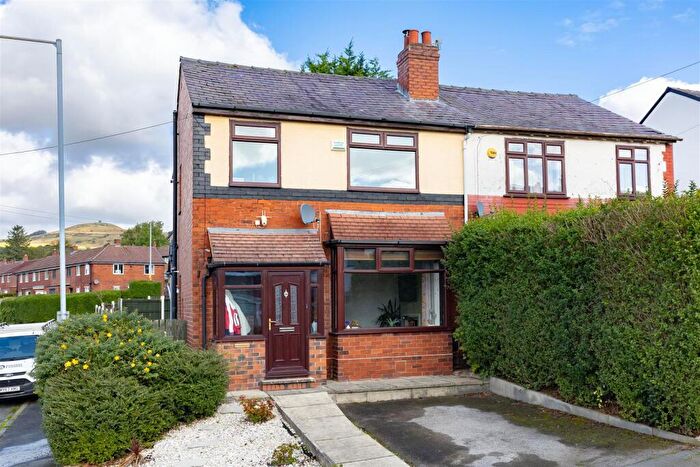 3 Bedroom Semi-Detached House For Sale In Ardley Road, Horwich, Bolton, BL6