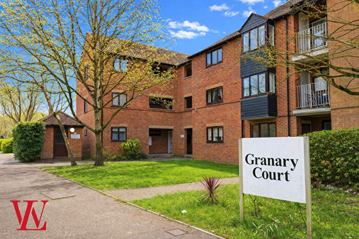 2 Bedroom Apartment For Sale In Flat, Granary Court, Haslers Lane, Dunmow, Essex, CM6