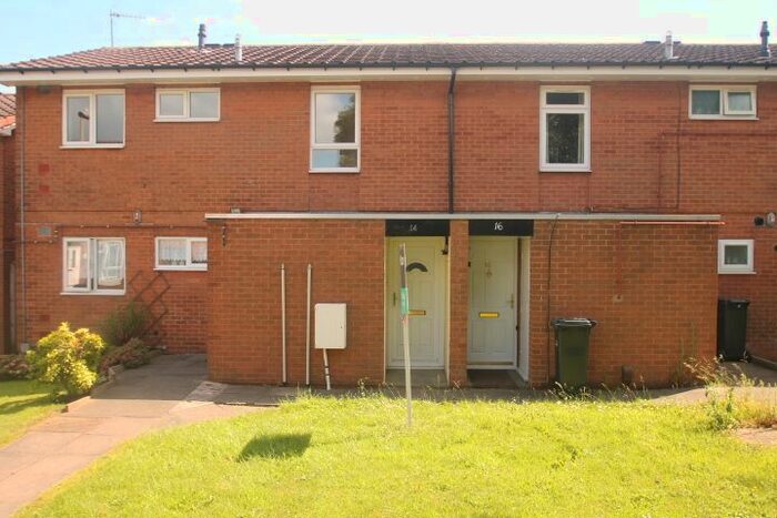 2 Bedroom Flat To Rent In Ladywood Close, Brierley Hill, DY5