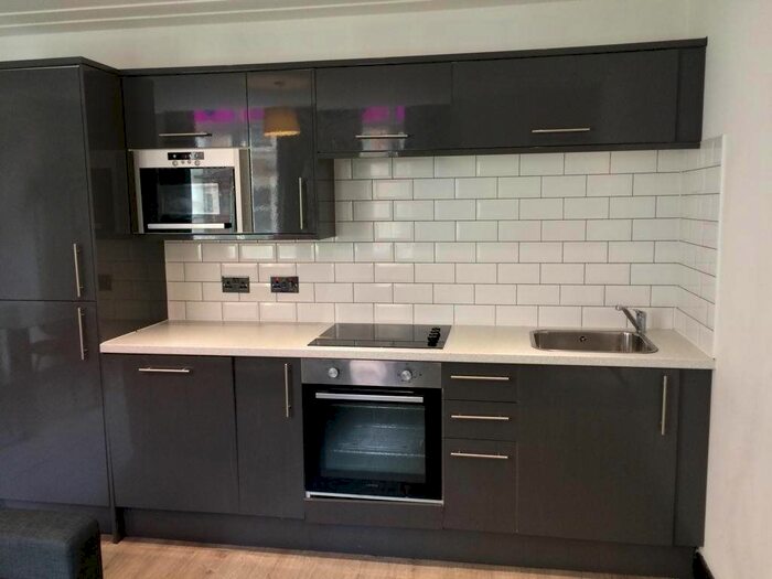 1 Bedroom Flat To Rent In North House, North John Street, Liverpool, L2