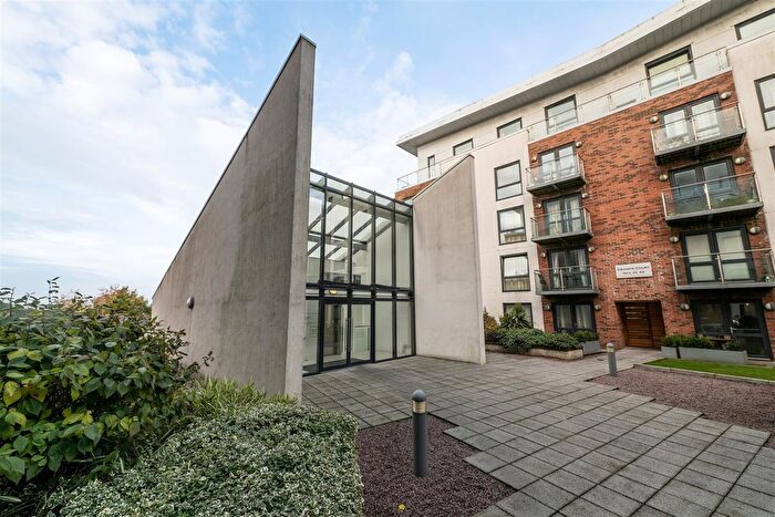 1 Bedroom Flat To Rent In Granite Court, Longfield Centre, Prestwich, M25