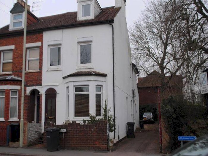 1 Bedroom Maisonette To Rent In Camp Road, St Albans, AL1