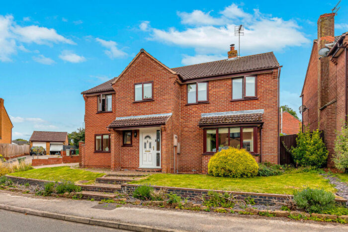 5 Bedroom Detached House To Rent In Caudebec Close, Uppingham, LE15