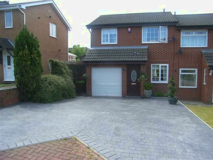 3 Bedroom Semi-Detached House To Rent In Pettersondale, Coxhoe, DH6