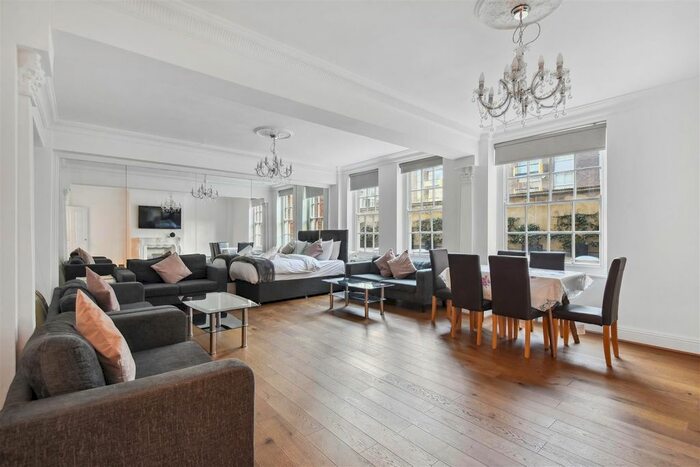 3 Bedroom Flat To Rent In Portman Square, London, W1H