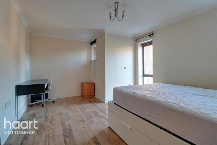 2 Bedroom Apartment To Rent In Cottage Terrace, Nottingham, NG1
