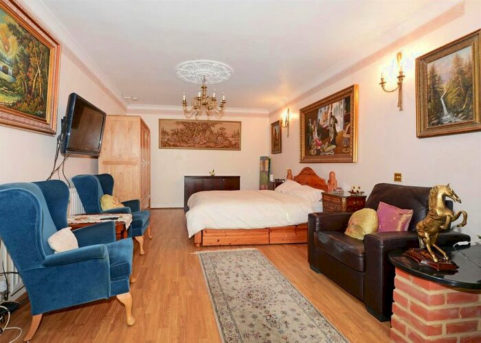 Studio To Rent In Brunswick Road, Ealing, W5