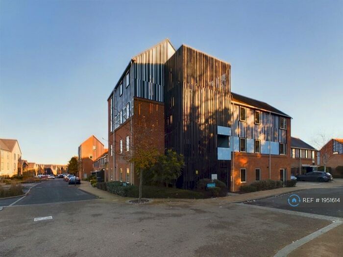 2 Bedroom Flat To Rent In Canopy Lane, Newhall, Harlow, CM17