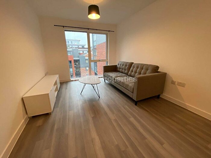 1 Bedroom Flat To Rent In Halo, Simpson Street, M4