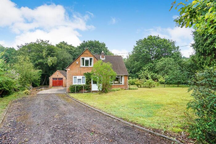 3 Bedroom Detached Bungalow For Sale In Hardwick Wood, Wingerworth, Chesterfield, S42