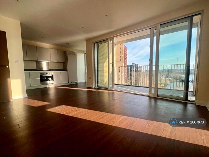 2 Bedroom Flat To Rent In Greenshank House, London, NW9