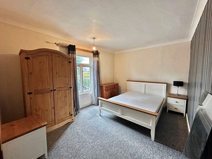 2 Bedroom Flat To Rent In High Street, Manea, March, PE15