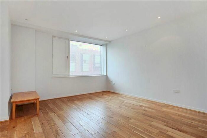 1 Bedroom Flat To Rent In Cubitt Building, Grosvenor Waterside, Gatliff Road, London, SW1W