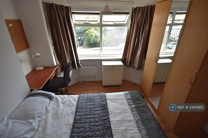 3 Bedroom Semi-Detached House To Rent In Burgess Road, Southampton, SO16