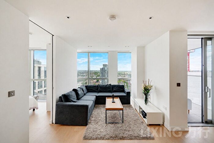 1 Bedroom Flat For Sale In Atlas Building, City Road, Hoxton, EC1V - Photo 3