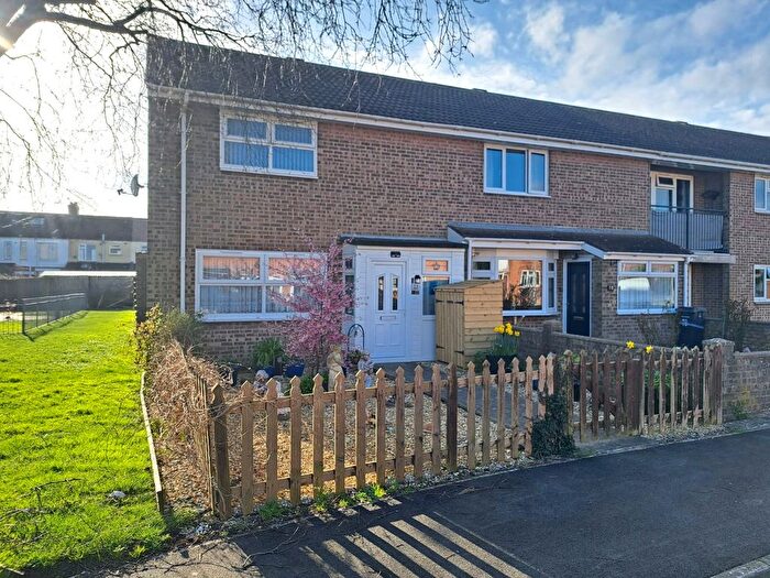 2 Bedroom End Terrace House For Sale In Stiling Close, Highbridge, Somerset, TA9