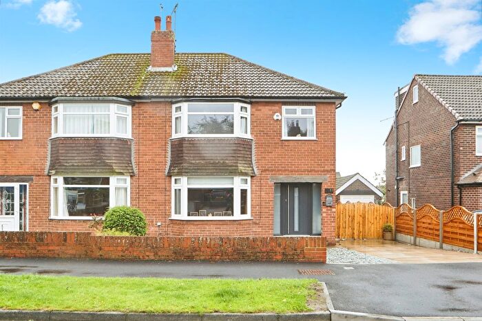 3 Bedroom Semi-Detached House For Sale In Moseley Wood Drive, Leeds, LS16