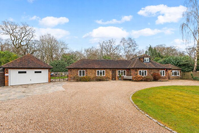 5 Bedroom Detached House For Sale In Grange Gardens, Farnham Common, SL2