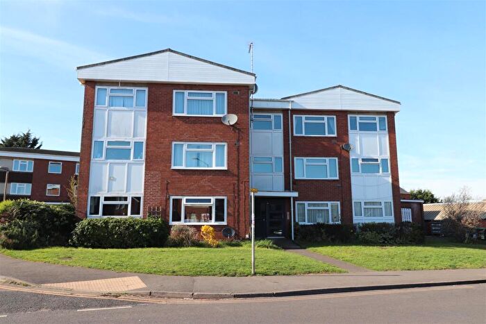 1 Bedroom Apartment To Rent In Albion Street, Kenilworth, CV8