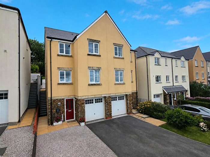 3 Bedroom Semi Detached House For Sale In Buzzard Rise, St. Anns Chapel, Gunnislake, PL18