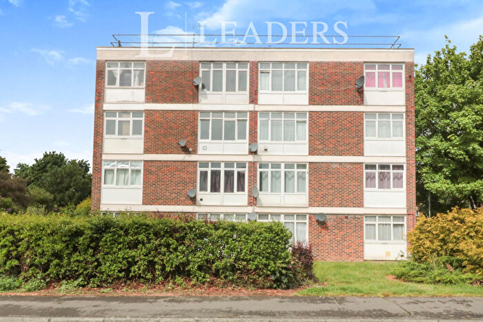 1 Bedroom Flat To Rent In Hare Street Springs, Harlow, CM19