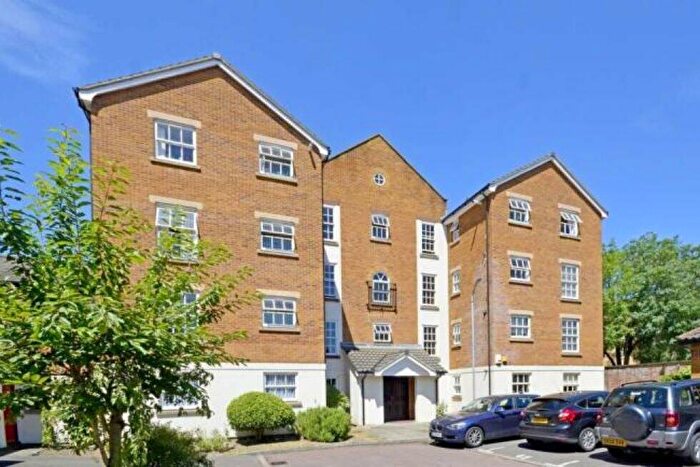 1 Bedroom Flat To Rent In Moriatry Close, Holloway, N7