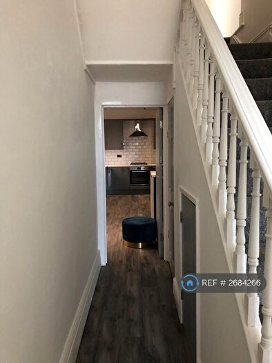 9 Bedroom Terraced House To Rent In Bryn Road, Brynmill, Swansea, SA2