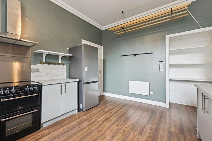 6 Bedroom Terraced House For Sale In Marshall Place, Perth, PH2