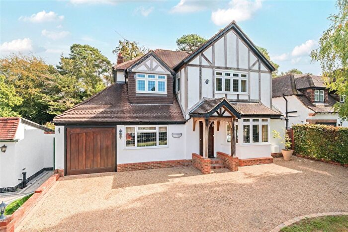 5 Bedroom Detached House For Sale In Longdon Wood, Keston, BR2