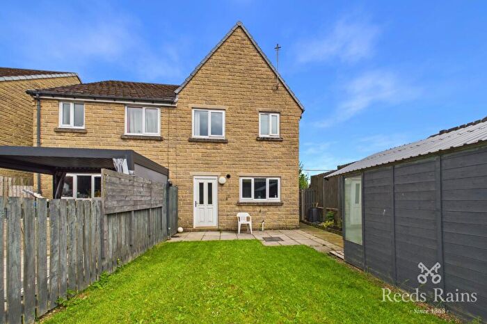 3 Bedroom Semi-Detached House For Sale In Alpine Close, Halifax, West Yorkshire, HX2