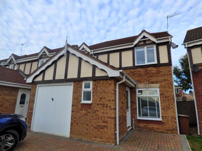 3 Bedroom Detached House To Rent In Beddoes Close, Wootton, Northampton, NN4