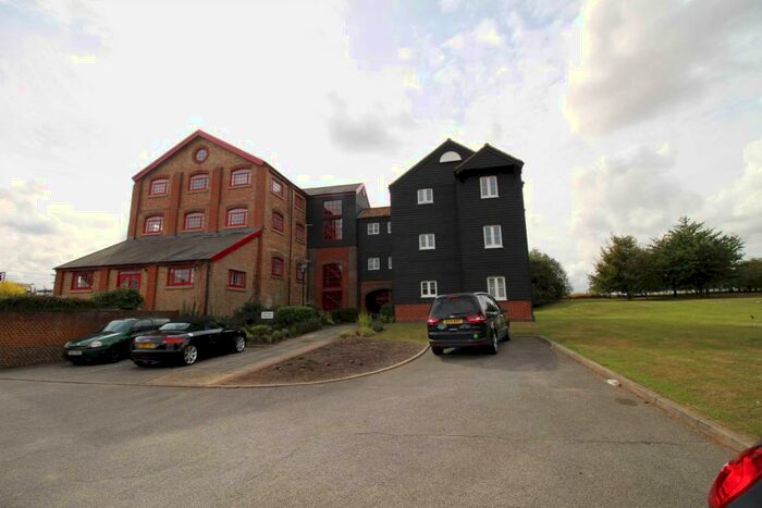 1 Bedroom Flat To Rent In Kings Meadow Court, Kelvedon, CO5