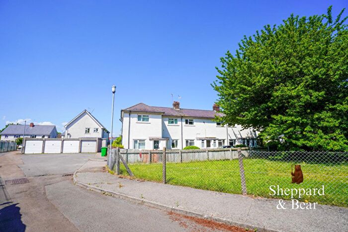 2 Bedroom Terraced House For Sale In Fox Russell Close, Cardiff, CF14