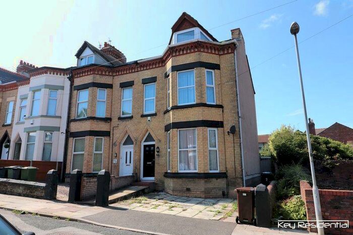 3 Bedroom Flat To Rent In Radnor Place, Prenton, Wirral, CH43