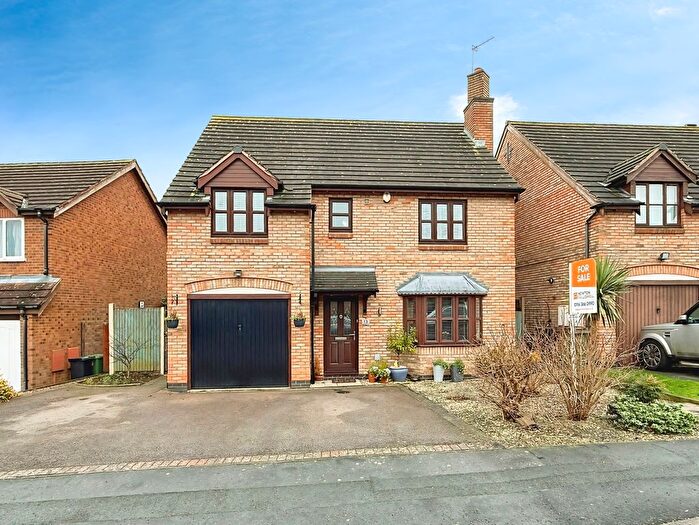 4 Bedroom Detached House For Sale In Devonia Road, Oadby, LE2