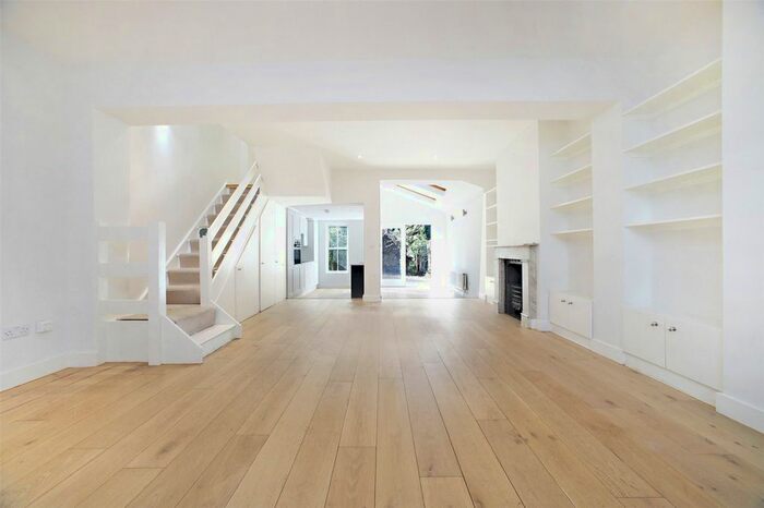 5 Bedroom Terraced House To Rent In Richmond Way, Brook Green, London, W12