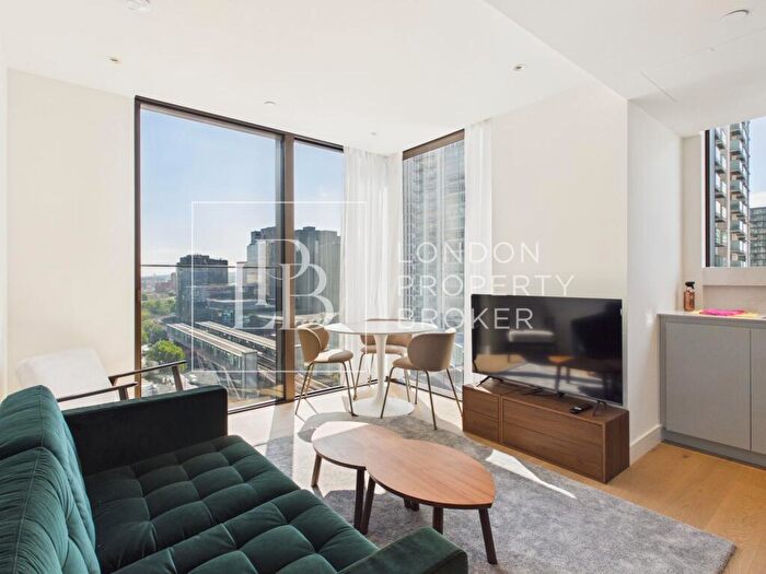 2 Bedroom Apartment To Rent In Harcourt Tower, South Quay Plaza, E14