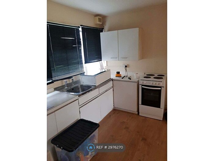 1 Bedroom Terraced House To Rent In Colne, Milton Keynes, MK6