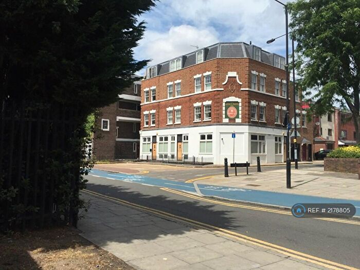 3 Bedroom Flat To Rent In London, London, E1