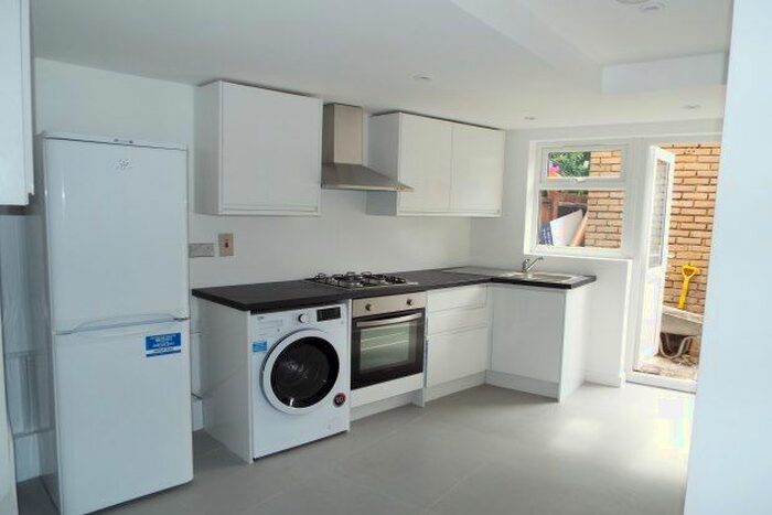 1 Bedroom Flat To Rent In Woodford Road, London, E7