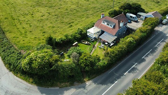 3 Bedroom Detached House For Sale In Sigingstone, Vale Of Glamorgan, CF71