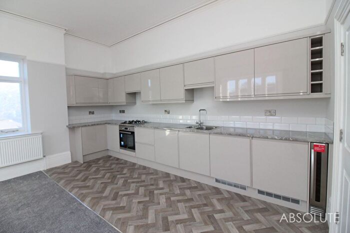 1 Bedroom Flat To Rent In Kents Road, Admirals House, TQ1