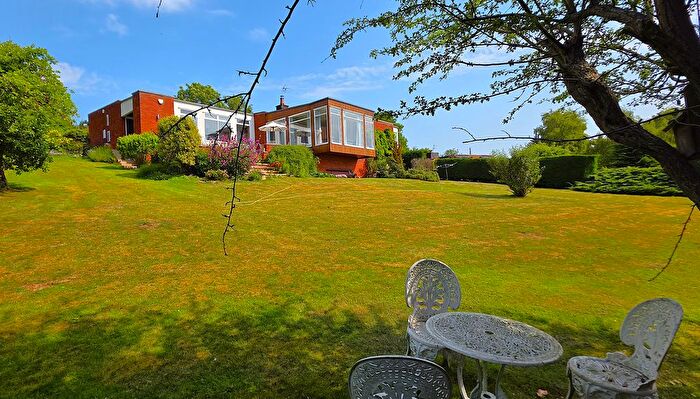 3 Bedroom Detached House For Sale In Harwell, Doncaster, DN10
