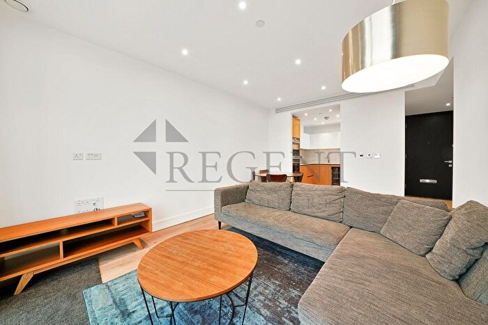 2 Bedroom Apartment To Rent In Goodman Fields, Perilla House, E1