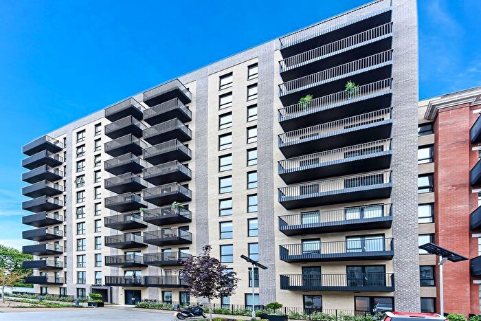 1 Bedroom Flat For Sale In Forastero House, Hayes, London, UB3