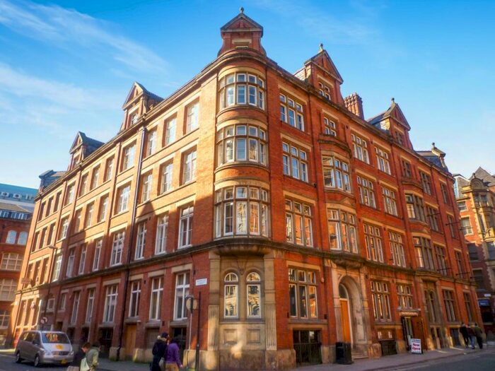 2 Bedroom Flat To Rent In Princess Street, Manchester, M1